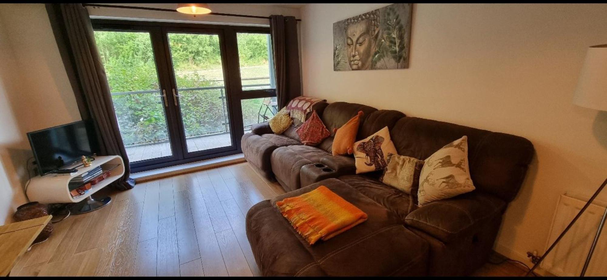 Brentwood Town Retreat - Large 2 Bedroom Apartment Екстер'єр фото
