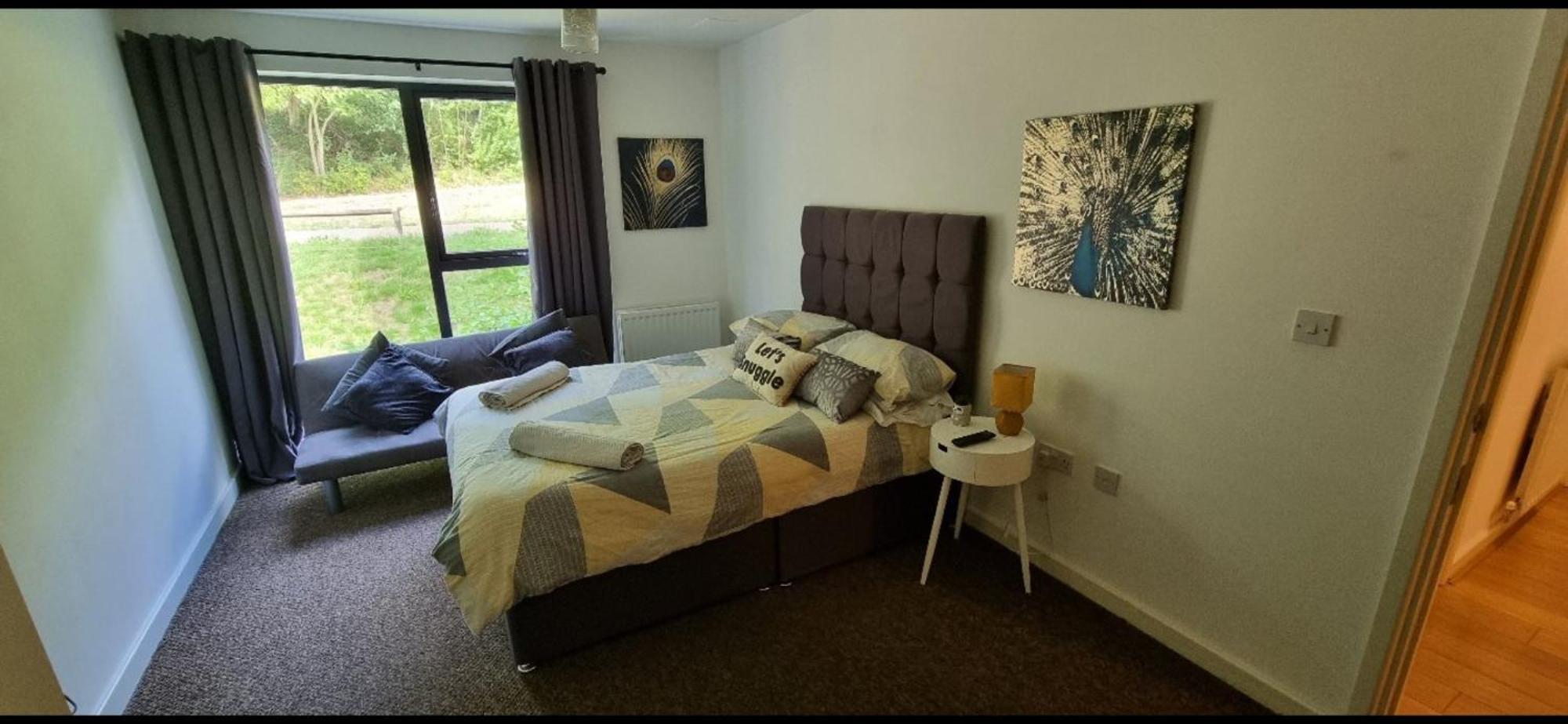 Brentwood Town Retreat - Large 2 Bedroom Apartment Екстер'єр фото
