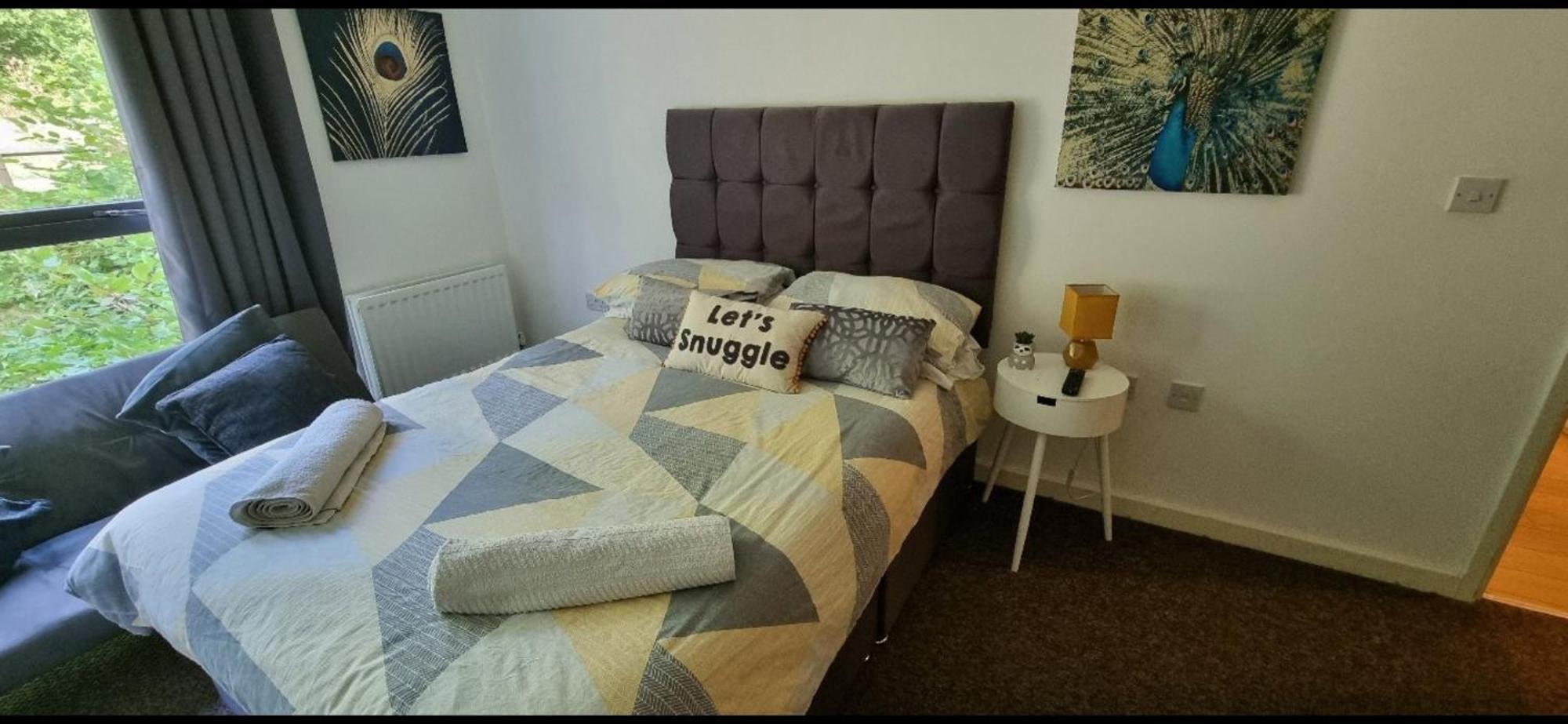 Brentwood Town Retreat - Large 2 Bedroom Apartment Екстер'єр фото